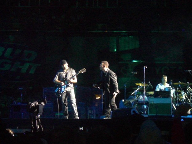 06-2009-09-29_U2_Magnificent (16)_R