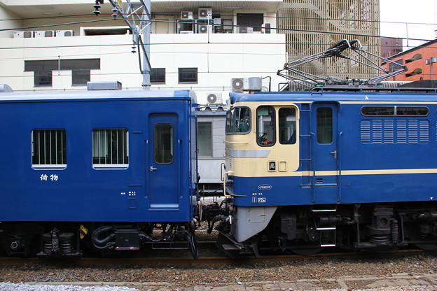 EF65+マニ50+EF60訓練列車