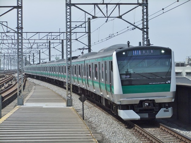 写真: 埼京線E233系7000番台　ハエ109編成