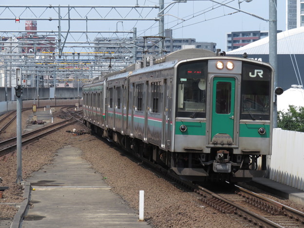 写真: 常磐線701系1000番台　F2-28＋P-8編成