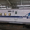 写真: 新幹線N700A(側面)