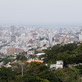 写真: 那覇市街を望む 3