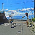 Photos: 鎌倉高校前坂とサーファー