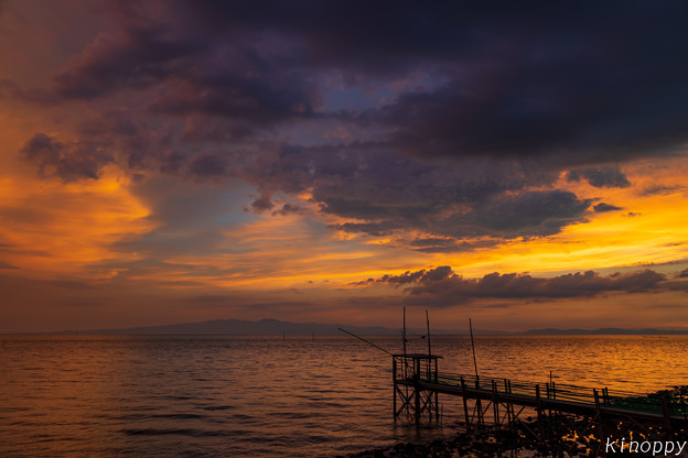 写真: くもで網櫓と有明海夕景 2