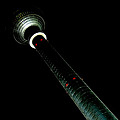 写真: 夜のテレビ塔