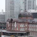 写真: 丸の内ビルディングから、東京駅 3 5月1日