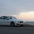 写真: BMW 320i F30型 レンタカー