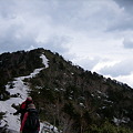 写真: 0804日留賀岳への雪道