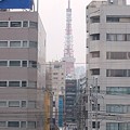 写真: 東京タワーと新幹線