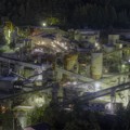 写真: 奥多摩工業氷川工場の夜 -遠景編-
