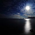 写真: 月光夜海