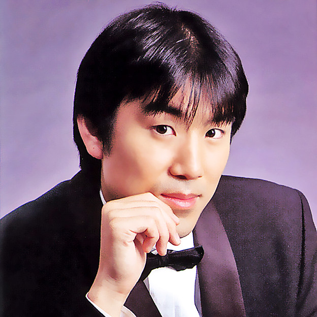 新納洋介　にいのうようすけ　ピアノ奏者　ピアニスト　　Yosuke Niino