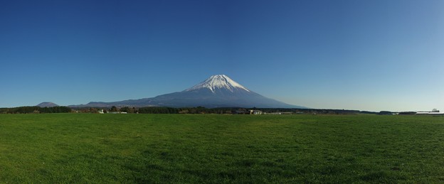 写真: 2009年12月22日　朝霧高原　富士山　パノラマ写真