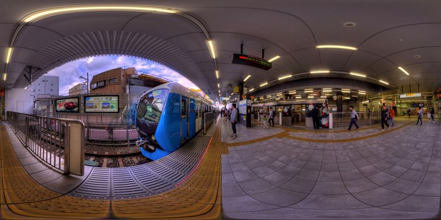 静岡鉄道静岡清水線 新静岡駅ホーム 360度パノラマ写真 HDR