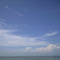 日本海と青い空