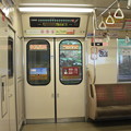 写真: 札幌市営地下鉄5000形　ドア　内