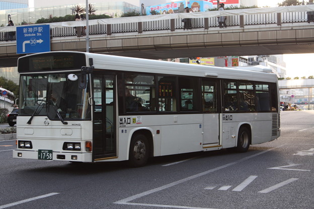 日本交通　神戸230あ1758