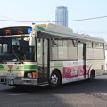 写真: 大阪市営バス　39-1305号車