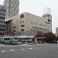 写真: 土浦駅西口周辺の風景