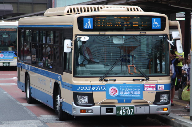 横浜市営バス　新型ブルーリボン　6-3470号車