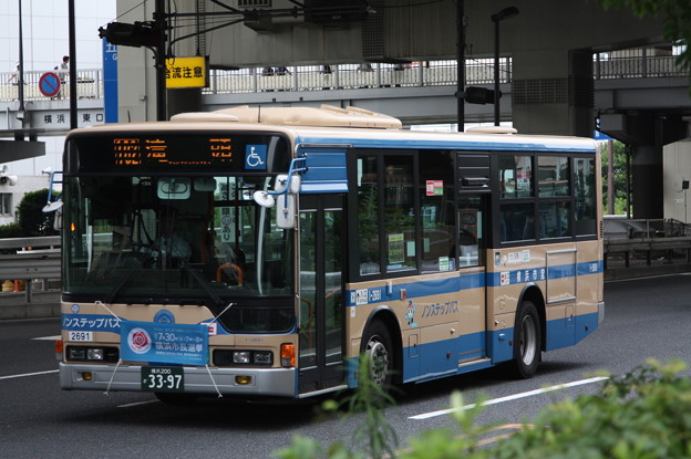写真: 横浜市営バス　1-2691号車