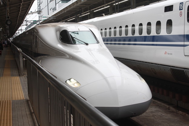 写真: 東海道・山陽新幹線　N700系(N700A)4000番台F7編成