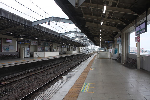 写真: 仙石線　本塩釜駅　ホーム
