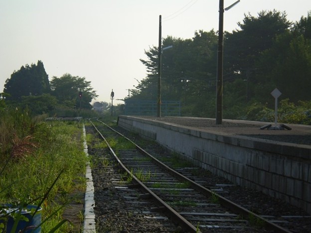 写真: 伝説的秘境駅の津軽半島三厩町の三厩駅は夢と希望がつまっている