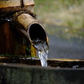 写真: 水は地球の大切な資源、水の街長野県木曽郡大桑村須原宿
