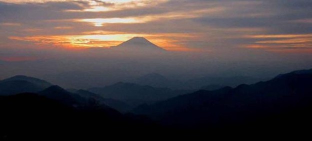 写真: 塔ヶ岳からの富士山