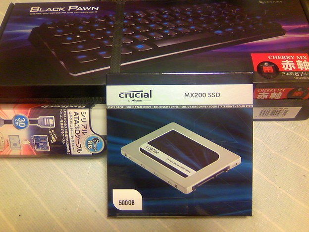 SSDとキーボード買ってきたよ( ^^/