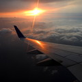 写真: 機内からの夕日なのです＾＾