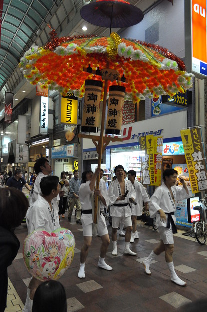 写真: 花傘パレード2011