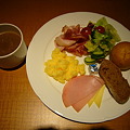 写真: ホテルの朝ごパン。