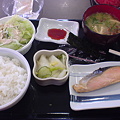 Photos: なか卯 鮭定食＋サラダ
