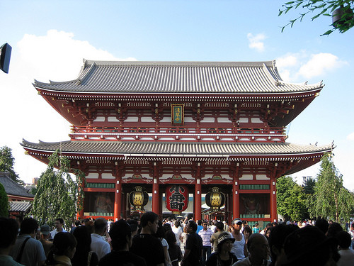 Hozo-mon Gate (formerly Nio-mon Gate) of Sendo-ji Temple, Asakusa