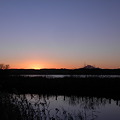 写真: 兜沼からの夕景