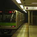 写真: 京王新線初台駅1番線 都営10-320F急行笹塚行き前方確認