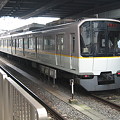 写真: 近鉄電車「シリーズ21」10
