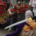 写真: 石川県能登島向田の秋祭りにて。獅子舞。