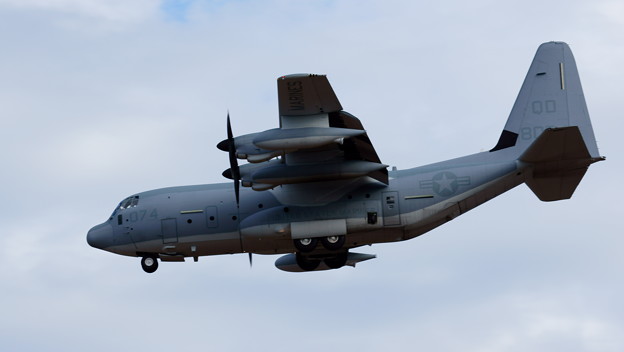 米海兵隊 C-130 Hercules QD8074