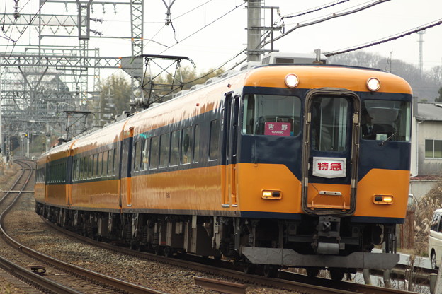 写真: 近鉄16000系