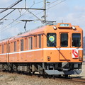 写真: 養老鉄道600系(ラビットカー・開運号)