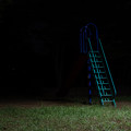 写真: 夜の滑り台