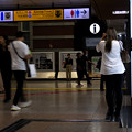 写真: 東京駅にて