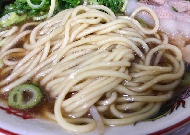 写真: 第一旭 新宿、麺