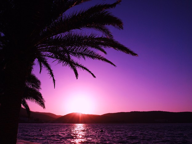 写真: アドリア海に沈む夕日
