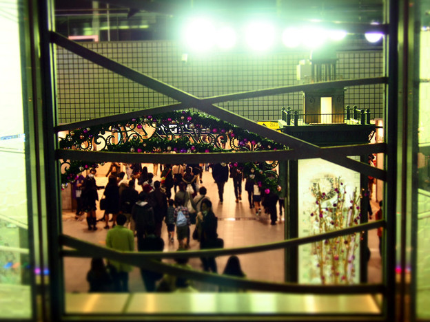 写真: 横浜駅