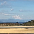 滑走路と富士山 大島空港