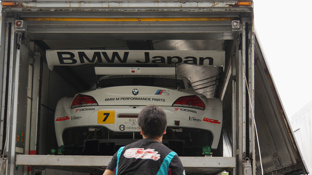 写真: [７号車]Studie BMW Z4　搬入